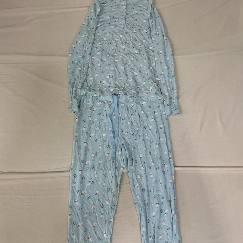Amazon Essentials x Sofia Grainge Women's Pajama Set – Size Small